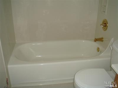 703 Daniels Ave, Vallejo, CA 94590 photo 9