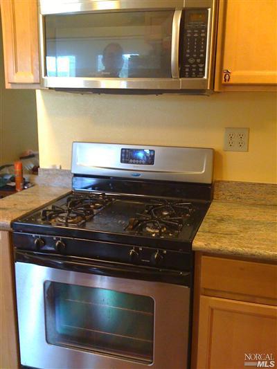 1550 Magazine St, Vallejo, CA 94591 photo 3