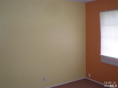 861 6th St, Vallejo, CA 94590 photo 4