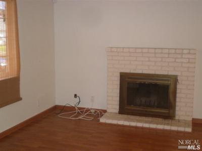 861 6th St, Vallejo, CA 94590 photo 2