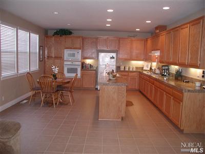 1128 Rochioli Dr, Windsor, CA 95492 photo 5
