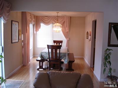 197 Crystal Ct, Vallejo, CA 94589 photo 3