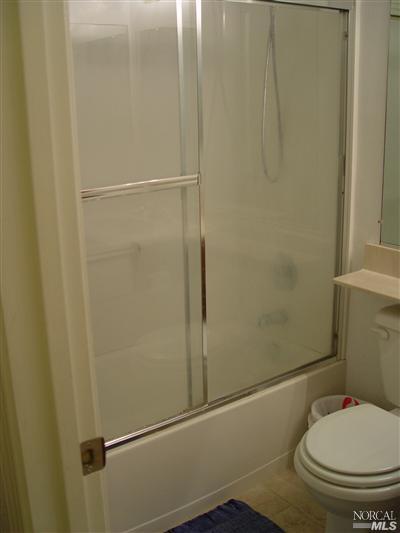 112 Rivermouth Ln, Vallejo, CA 94591 photo 4