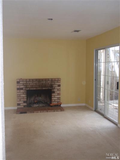 348 Timber Dr, Vacaville, CA 95688 photo 3
