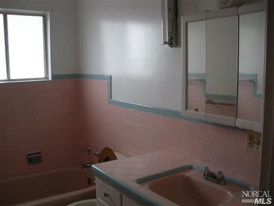 1722 Santa Clara St, Vallejo, CA 94590 photo 14
