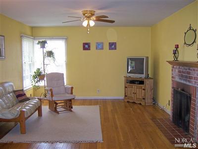 1412 Carl Ave, Vallejo, CA 94590 photo 9