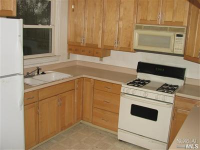 551 Laurel St, Vallejo, CA 94591 photo 6