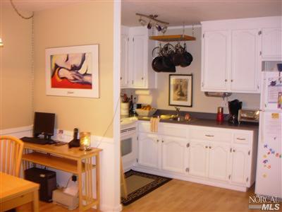 720 Marsh Dr, Napa, CA 94558 photo 3