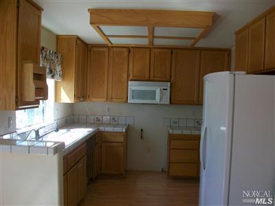 2183 Garnet Cir, Vallejo, CA 94591 photo 4