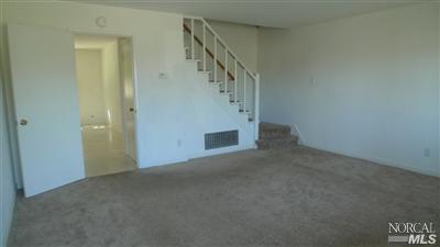 537 E Travis Blvd, Fairfield, CA 94533 photo 3