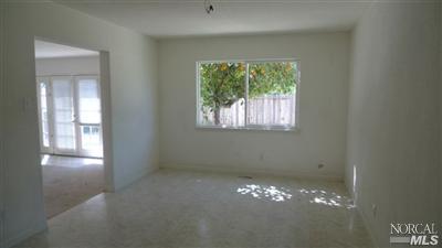 537 E Travis Blvd, Fairfield, CA 94533 photo 4