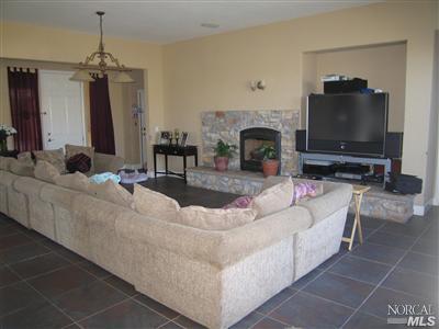 350 Decanter Cir, Windsor, CA 95492 photo 3