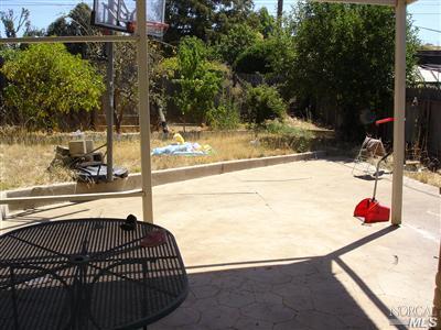 1421 Carl Ave, Vallejo, CA 94590 photo 9