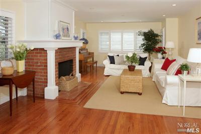 133 Locust Ave, Mill Valley, CA 94941 photo 2