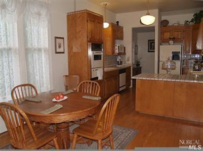 1907 Spencer St, Napa, CA 94559 photo 5