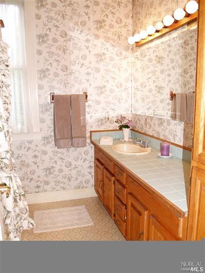 1907 Spencer St, Napa, CA 94559 photo 8