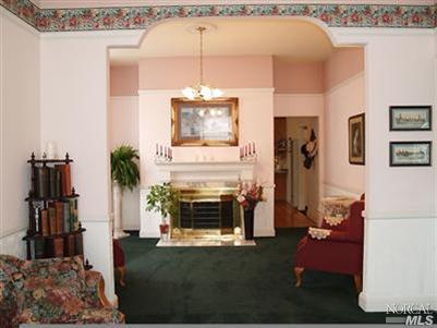 1907 Spencer St, Napa, CA 94559 photo 3