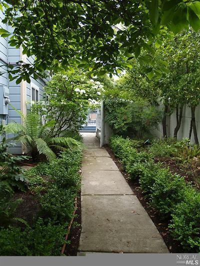 1907 Spencer St, Napa, CA 94559 photo 2