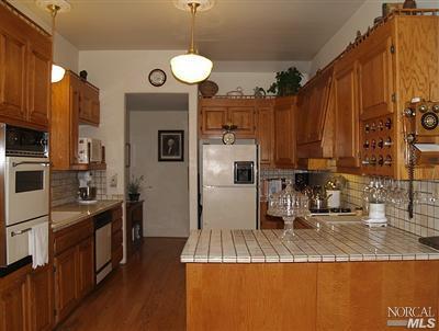 1907 Spencer St, Napa, CA 94559 photo 4