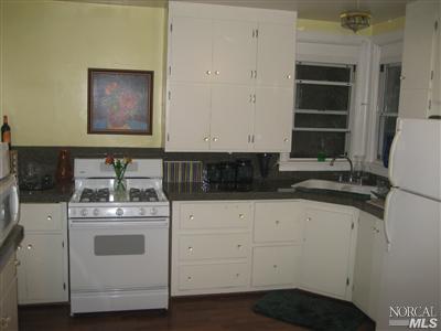 2 Howard Ave, Vallejo, CA 94590 photo 4