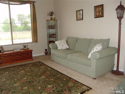460 Riverview Dr, Ukiah, CA 95482 photo 3