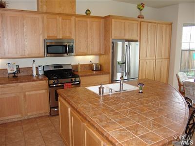 460 Riverview Dr, Ukiah, CA 95482 photo 4