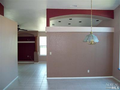 975 Patwin Ct, Dixon, CA 95620 photo 3
