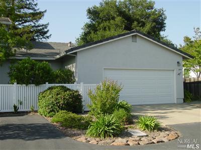 1870 Sutter Ct, Napa, CA 94559 photo 1