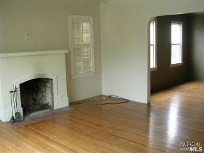 53 Muller St, Vallejo, CA 94590 photo 2