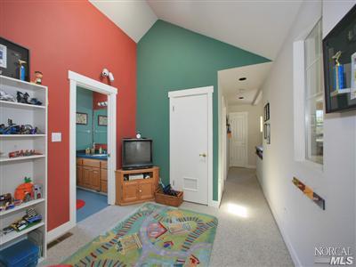 Undisclosed, Petaluma, CA 94952 photo 11
