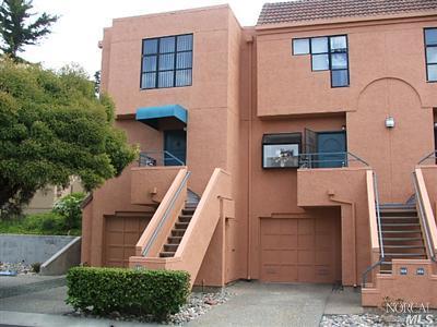 142 Nantucket Ln, Vallejo, CA 94590 photo 1