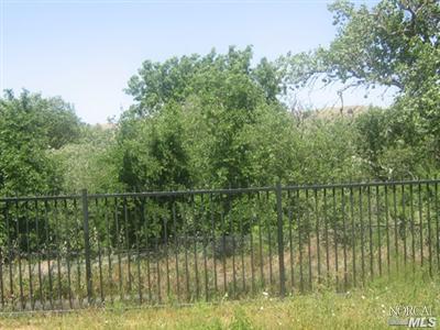 903 Walden Ct, Fairfield, CA 94533 photo 12