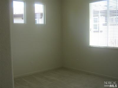 903 Walden Ct, Fairfield, CA 94533 photo 7
