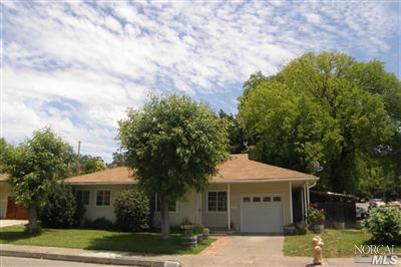 1002 Maxwell St, Healdsburg, CA 95448 photo 1