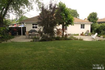 1002 Maxwell St, Healdsburg, CA 95448 photo 2