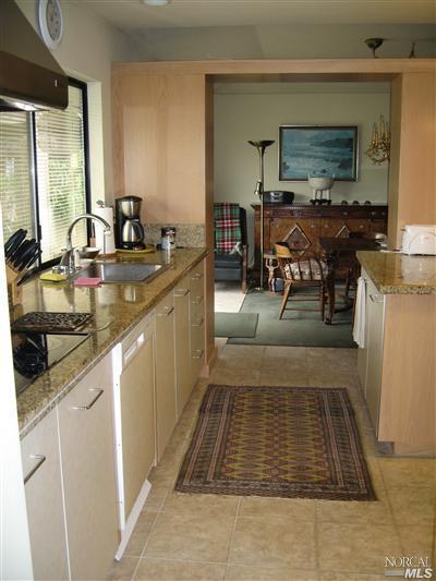 903 W School St, Cotati, CA 94931 photo 9
