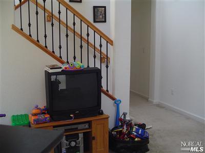 660 Jade Way, Fairfield, CA 94534 photo 8