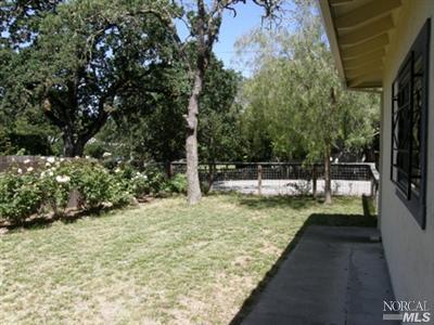 565 Baines Ave, Sonoma, CA 95476 photo 2