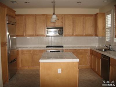 8146 Carlisle Way, Vallejo, CA 94591 photo 2