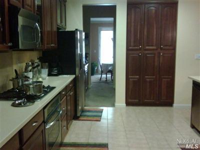 2078 Drake Ln, Hercules, CA 94547 photo 1