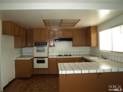 149 Iris Ct, Vallejo, CA 94591 photo 4