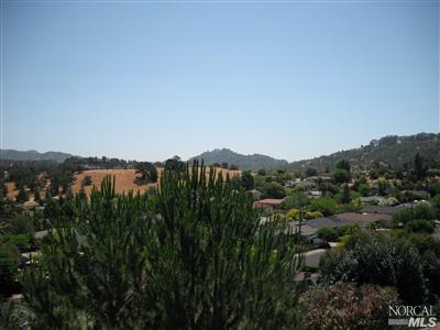 11 Elda Dr, San Rafael, CA 94903 photo 2
