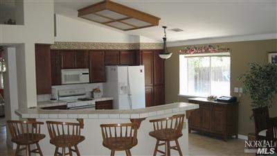 405 Bloom Dr, Dixon, CA 95620 photo 3