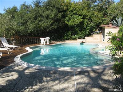 263 Crest Rd, Novato, CA 94945 photo 3
