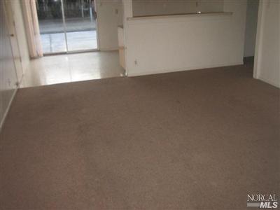 1043 Johnson St, Fairfield, CA 94533 photo 4