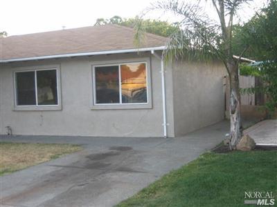 1043 Johnson St, Fairfield, CA 94533 photo 3