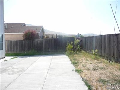 341 Carousel Dr, Vallejo, CA 94589 photo 9