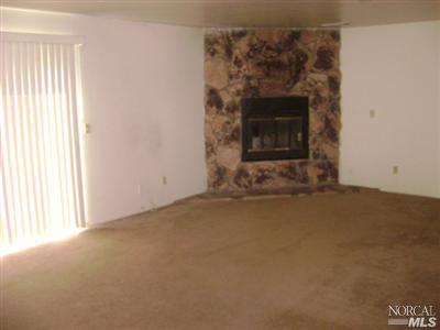 985 Justin Way, Dixon, CA 95620 photo 4