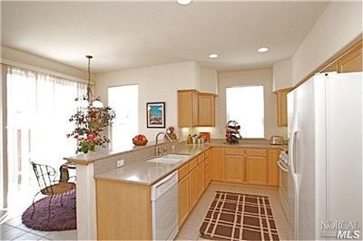 8501 Halley Ct, Windsor, CA 95492 photo 3