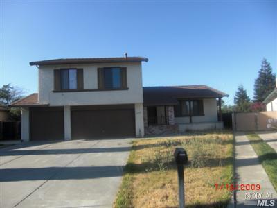 3220 Arroyo Dr, Fairfield, CA 94533 photo 1